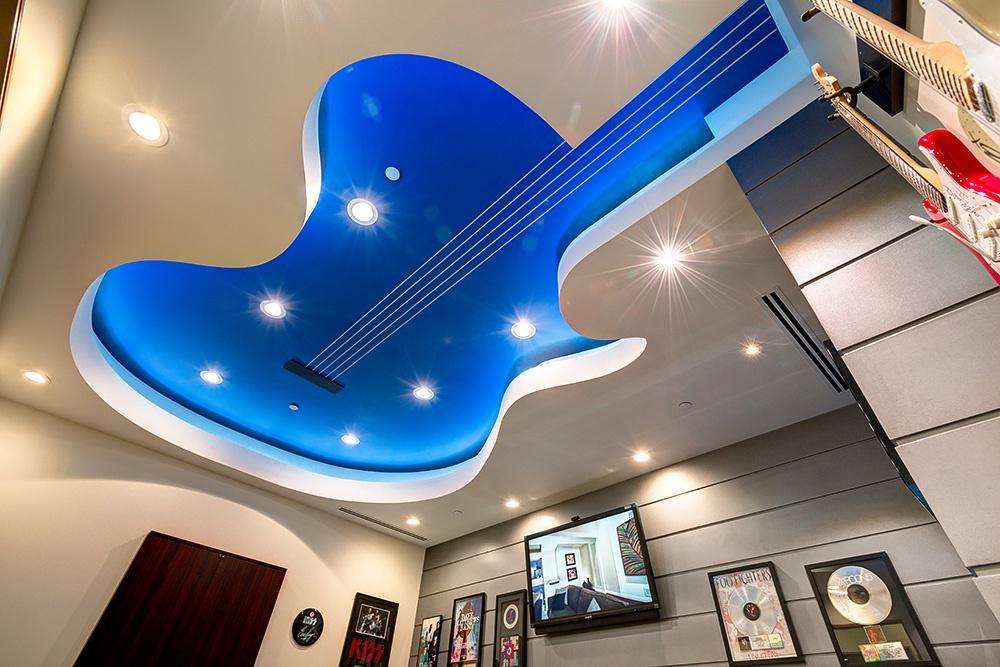 To add a realistic touch to the guitar, Architectural Reveal Beads were used to create the guitar strings. To add a realistic touch to the guitar, Architectural Reveal Beads were used to create the guitar strings.