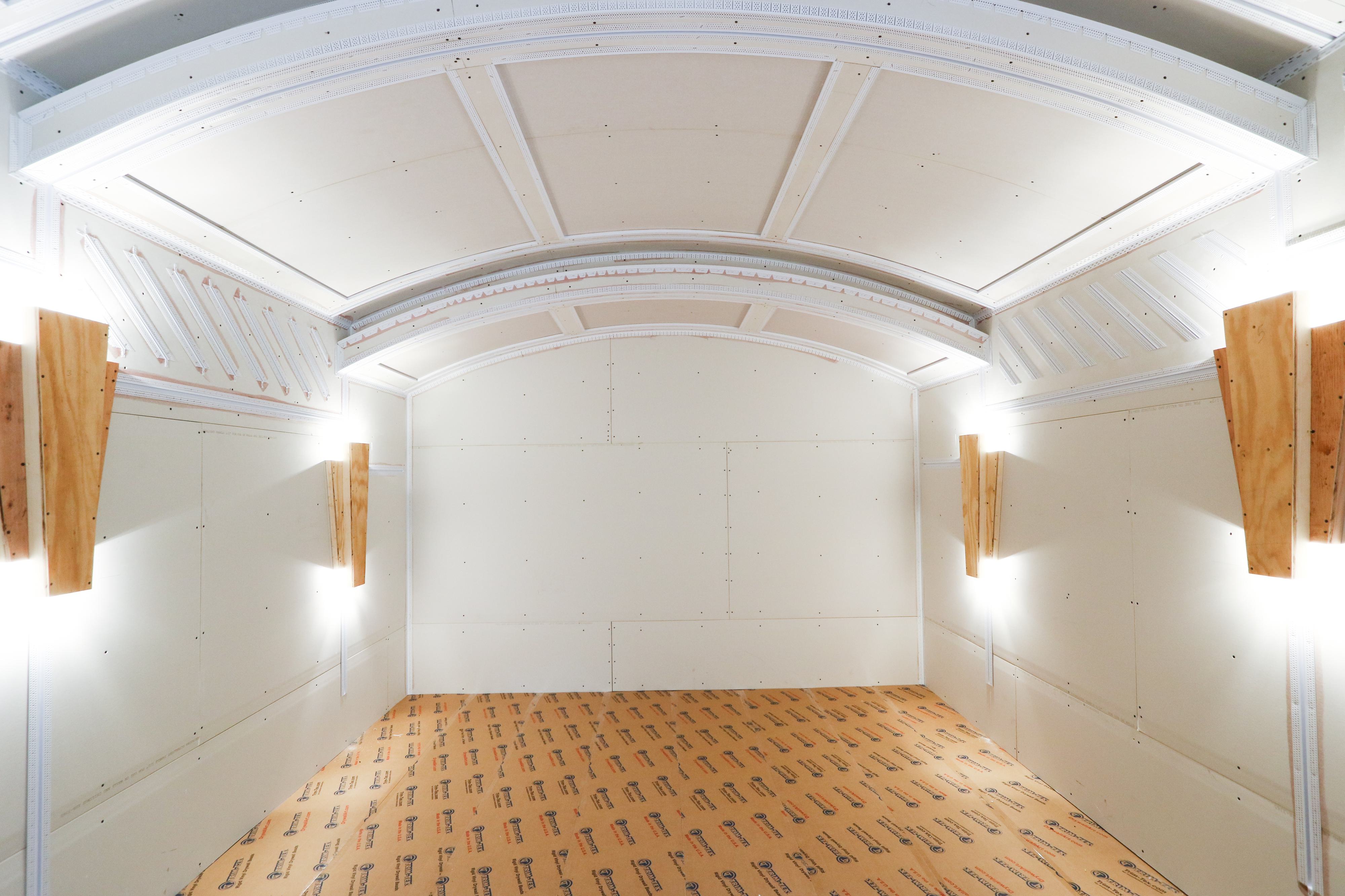 Instead of using custom curved wood carpentry or expensive aluminum reveals, use vinyl bead to create a detailed room. Instead of using custom curved wood carpentry or expensive aluminum reveals, use vinyl bead to create a detailed room.
