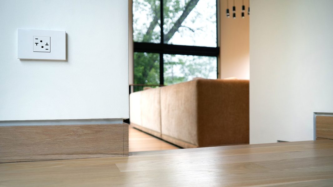 Zeeker Rimless Window Create a Trimless Window with Z Shadow Bead: The Ultimate Guide | Trim-Tex