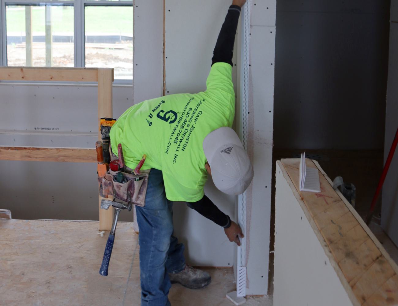 How to Finish Chamfer Baseboards_11.17.21 1